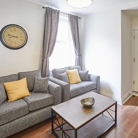 Host & - Gresham House Holiday home *