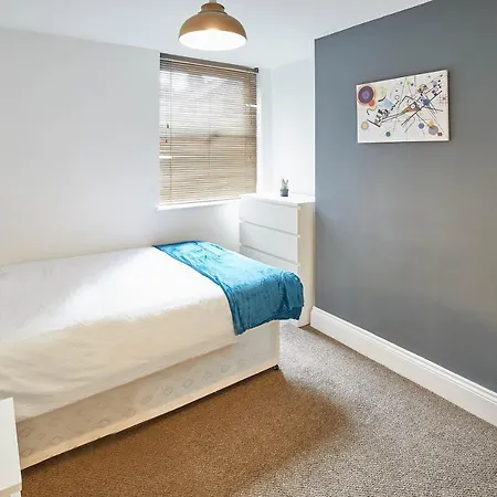Host & - Gresham House *